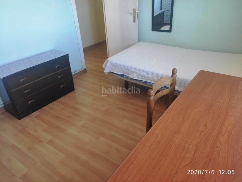 Foto caece560-ff70-4ad9-9a42-e2397ed7c93e. Alquiler piso habitación en alquiler en san vicente, 4 dormitorios. en Salamanca