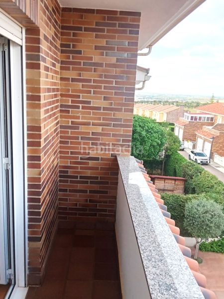 Foto f09fcb81-cd75-45e3-9249-4818803857ba. Casa adossada amb calefacció aparcament piscina a Carrascal de Barregas