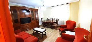 Alquiler Piso en Carmelitas. Piso en alquiler en carmelitas, 4 dormitorios.