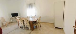 Affitto Appartamento in San Bernardo. Habitación en alquiler en avda. villamayor, 6 dormitorios.