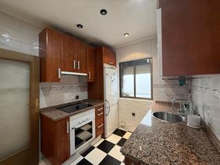 Location Appartement  Villares. Piso en alquiler en estación autobuses, 4 dormitorios.