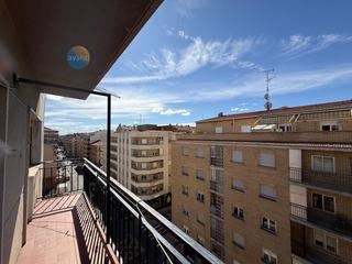 Appartement  Italia. Piso en venta en avda. italia, 5 dormitorios.