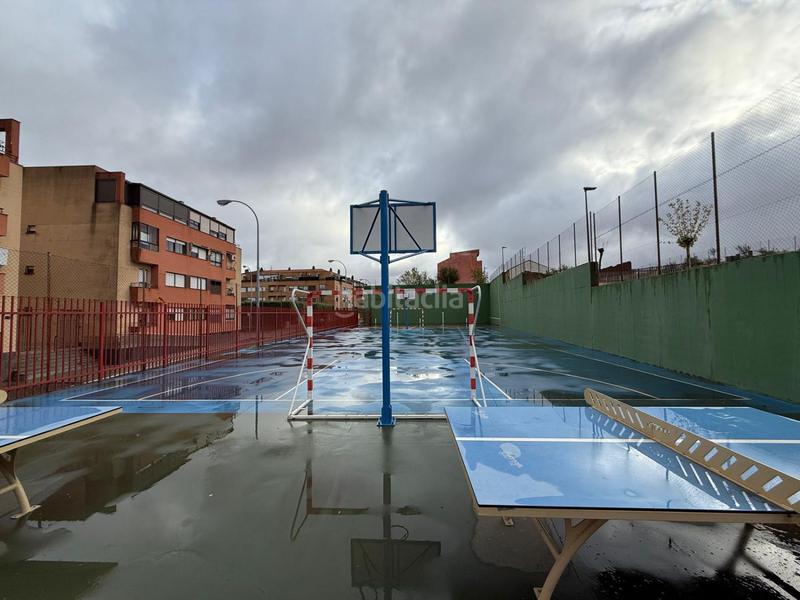 Foto 6b4bd674-dafb-47f1-bdd4-ea6f5839ae46. Àtic amb calefacció aparcament piscina a Tejares - Chamberí - Alcades Salamanca