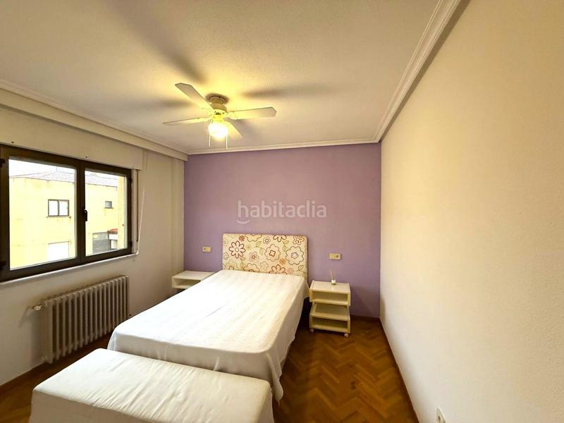 Foto b2c150e6-a4a8-4cec-83d2-c25c82bd3eb0. Àtic amb calefacció aparcament piscina a Tejares - Chamberí - Alcades Salamanca