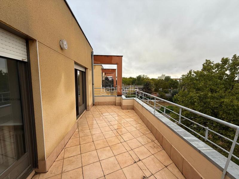 Foto e83e0ecf-90ca-4e03-8a86-a051c9664e7e. Àtic amb calefacció aparcament piscina a Tejares - Chamberí - Alcades Salamanca