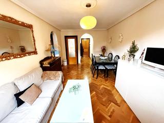 Location Appartement à Centro. Piso en alquiler en centro  rua, 2 dormitorios.