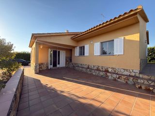 Xalet  San blas. Chalet en venta en mozarbez, 3 dormitorios.
