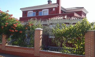 Chalet  Calle calzada real. Magnifica vivienda en cuatro calzadas