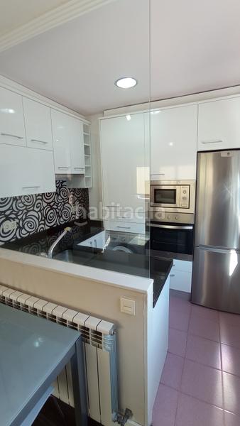 Foto 451a7b89-b6e7-4958-97e0-066f8b0b5a44. Alquiler ático en Carmelitas Salamanca