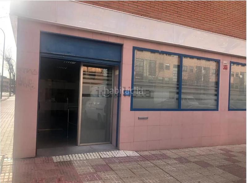 Foto 172fb4da-fe81-4a28-8189-c9b4b1de727c. Alquiler local comercial en Rollo - Puente Ladrillo Salamanca