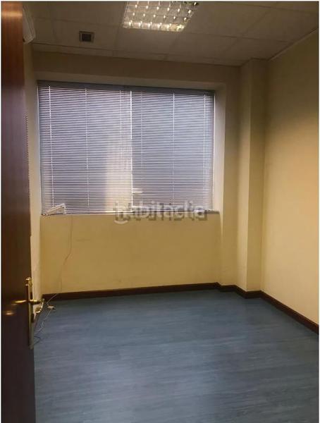 Foto e6f4ce8e-eae7-466e-90ac-59a3cf5a5c55. Alquiler local comercial en Rollo - Puente Ladrillo Salamanca