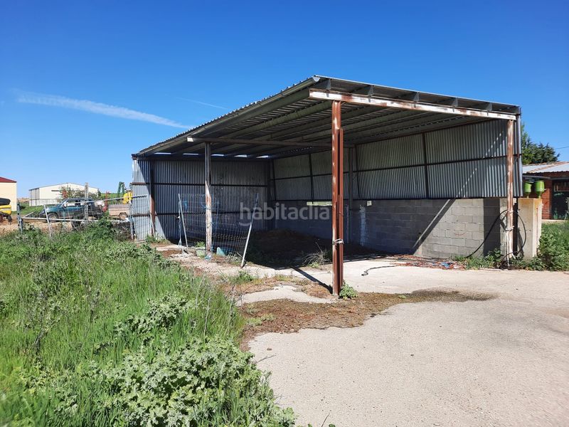Foto 8c8a00ce-65c1-4092-acef-ec71906d9585. Terreno residenziale in Cañizal