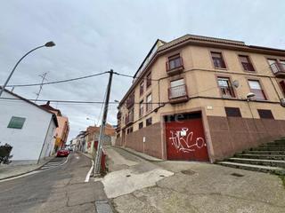 Pis  Calle josé rivera