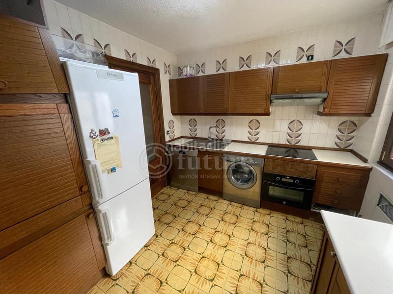 Foto 3d0a5cd5-0e85-4cdc-bd7a-0cbd93f39d27. Rent flat with heating in San Vicente - Las Úrsulas Salamanca