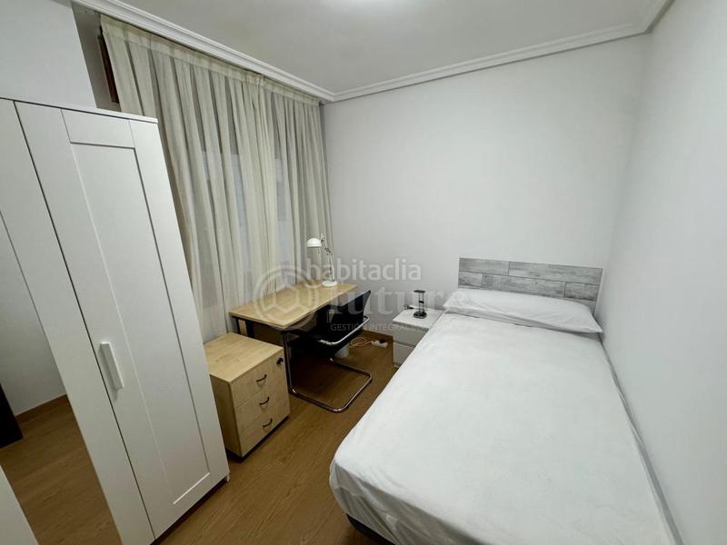 Foto 590e9154-3988-41d7-82a8-e25d0e0c939b. Rent flat with heating in Garrido Sur Salamanca