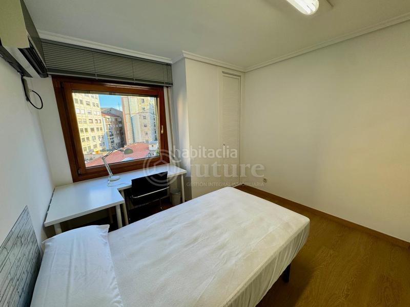 Foto 721347a1-3347-40c1-93f3-28c67b436033. Rent flat with heating in Garrido Sur Salamanca