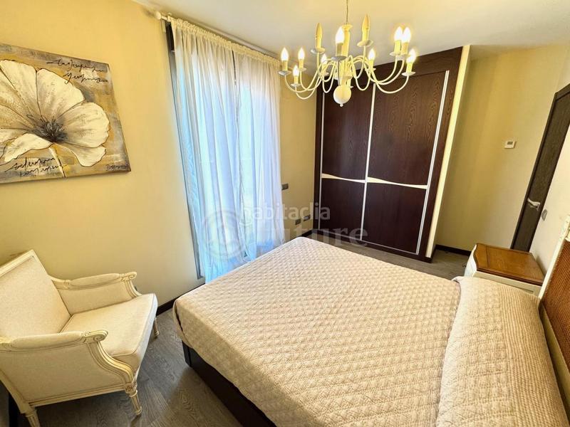 Foto 0a2139bb-e622-4558-86c2-a5fcb917e86f. Rent penthouse with heating parking in San Esteban - San Cristóbal Salamanca