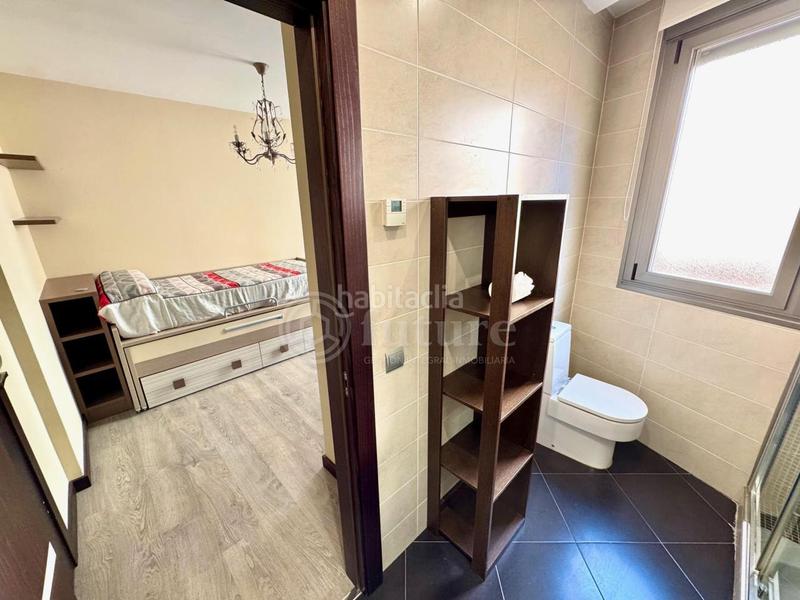 Foto 9a614a0e-0b8d-40b7-805b-c35b46f1ee0e. Rent penthouse with heating parking in San Esteban - San Cristóbal Salamanca