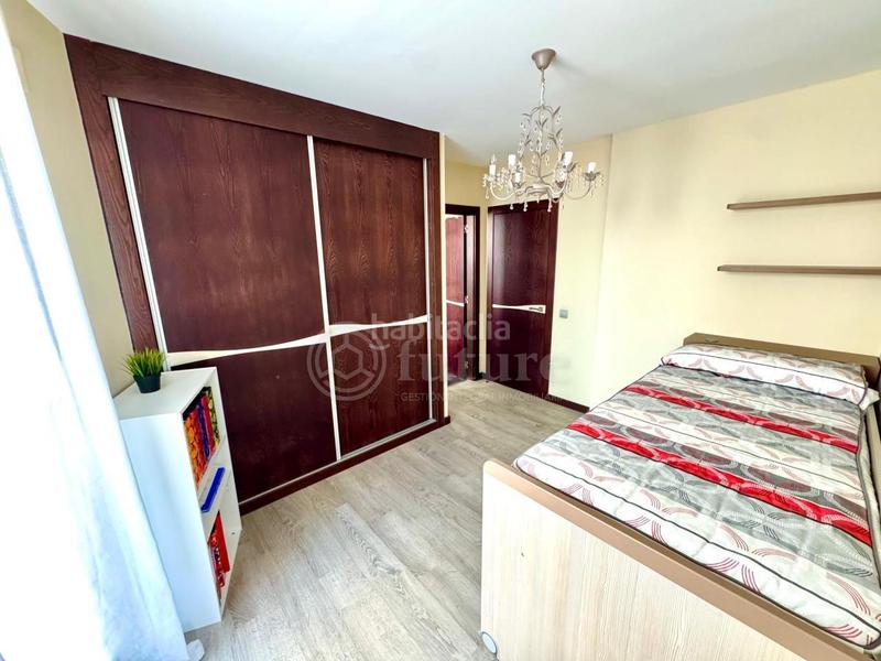 Foto db9c51b9-eb3a-4111-af07-576c13a94b67. Rent penthouse with heating parking in San Esteban - San Cristóbal Salamanca