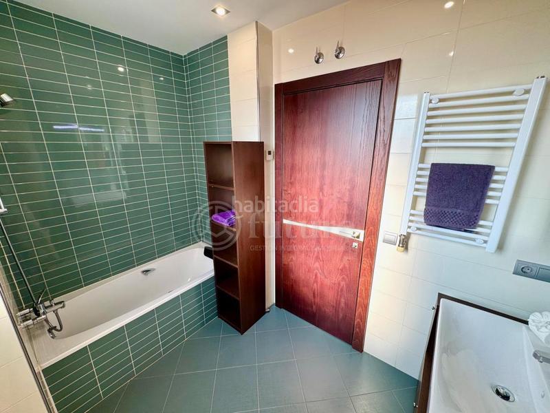 Foto ec38bf89-74f5-46ac-8ae4-cf465af6e287. Rent penthouse with heating parking in San Esteban - San Cristóbal Salamanca