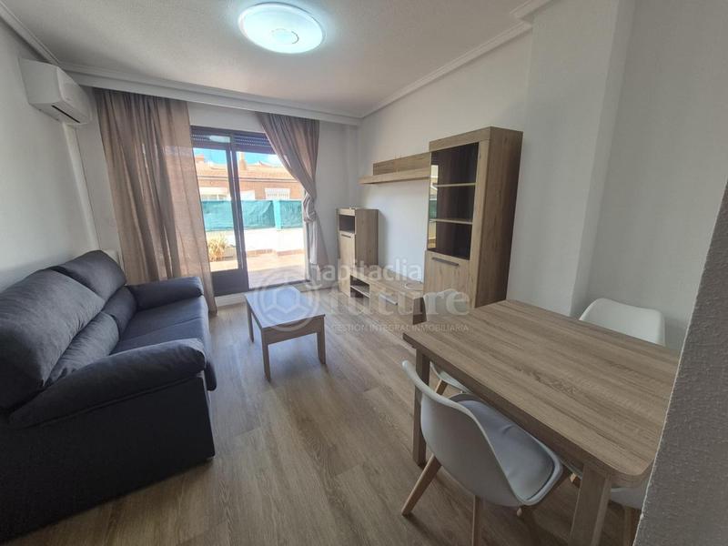 Foto 2fc0791f-109f-42ad-a7f6-47e7ed34bba6. Alquiler ático en Carmelitas Salamanca