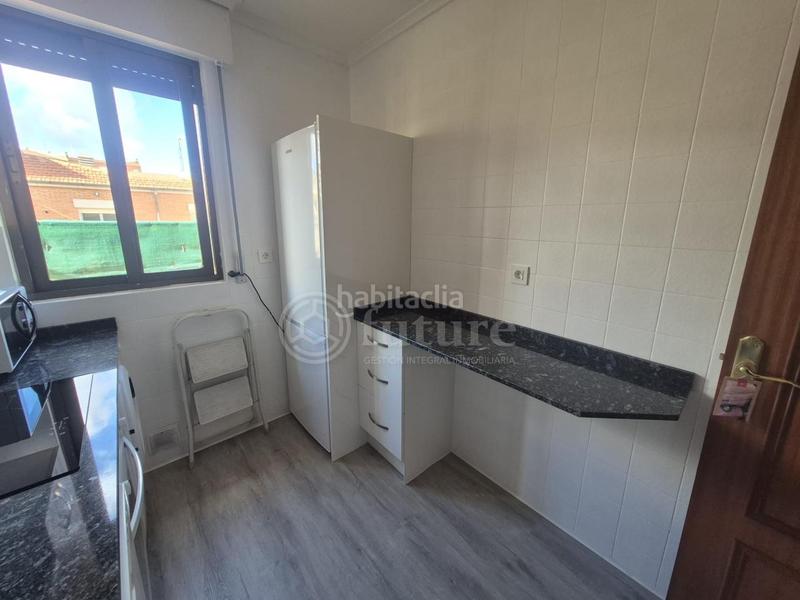 Foto 393ba2f3-7130-4108-8f1e-9d66362c3886. Location attique avec chauffage dans Carmelitas Salamanca