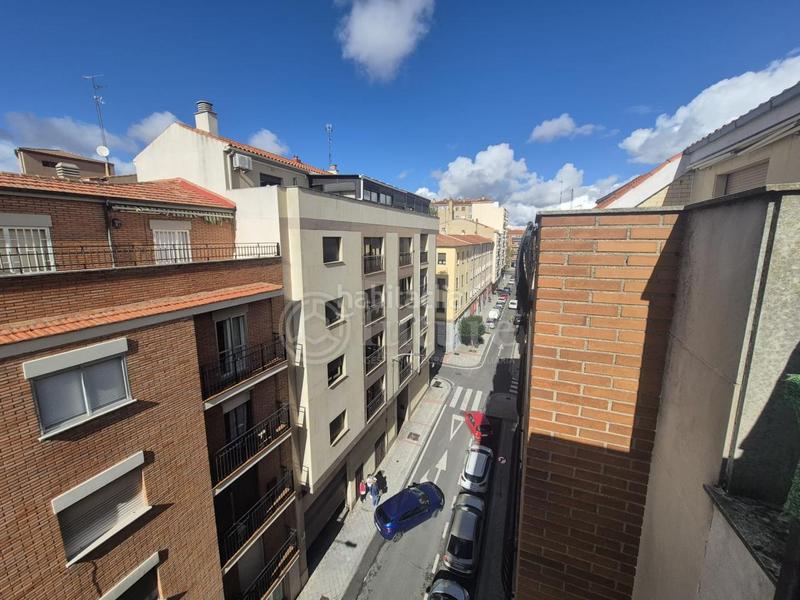 Foto dbcf424d-bea3-4ed9-821d-5e4dc5696d6c. Location attique avec chauffage dans Carmelitas Salamanca