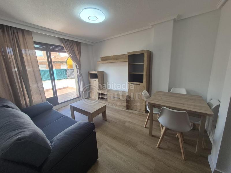 Foto f7914835-af70-4f76-8893-df2a4054bb81. Miete dachwohnung mit heizung in Carmelitas Salamanca