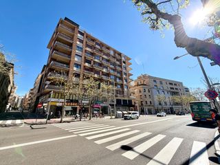 Pis a Avenida de Mirat