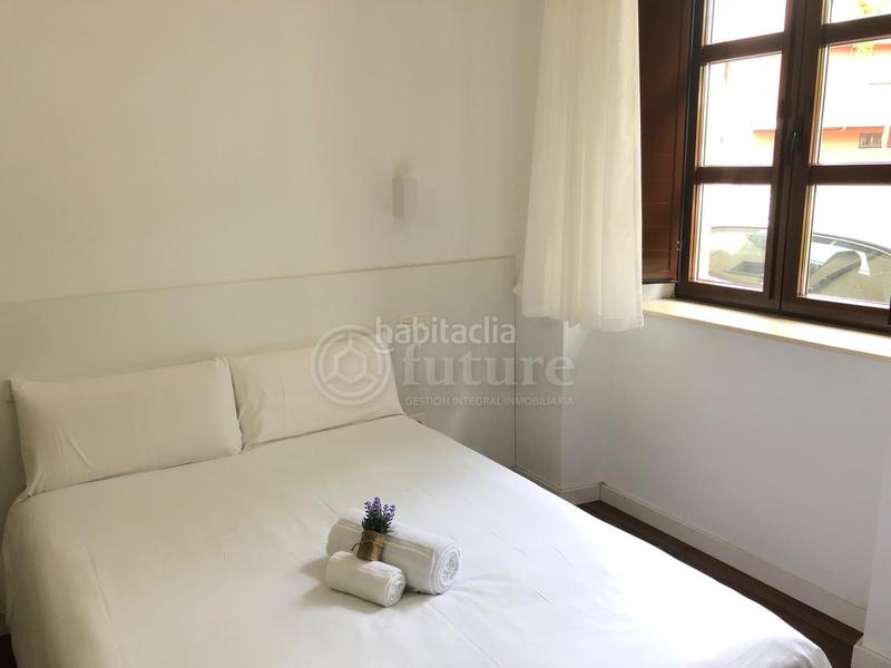 Foto 6af52afd-bb38-4be0-a94e-440c2a909258. Rent studio with heating pool in Teso de la Feria - Arrabal Salamanca