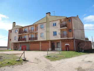 Local commercial à Carretera zamora 37. Venta local  en carretera de zamora (calzada de valdunciel)