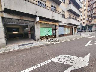 Autoparkplatz  Salamanca - calle ronda del corpus. Garaje en el centro