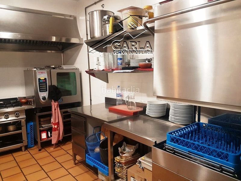 Foto 0dff1a9f-3e91-40f9-9d37-8209cc9d8751. Local comercial a Sequeros