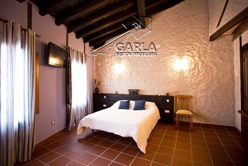 Foto d32fafaa-27a4-4ca5-a8f8-8b3bf14de057. Local comercial a Sequeros