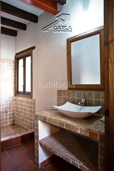 Foto f0150ef5-c97b-4626-9a3c-84fa2a66a5d1. Local comercial a Sequeros