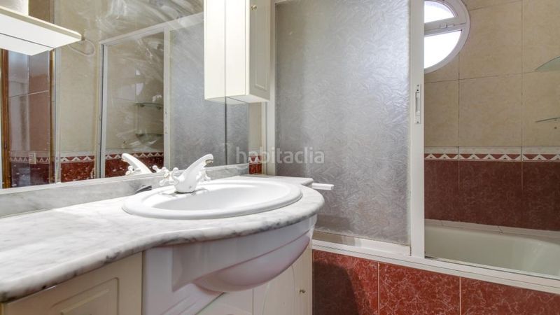 Foto 334da7fa-6b6d-418c-bee1-f797fa6ea1b9. Casa amb calefacció aparcament piscina a Cabrerizos