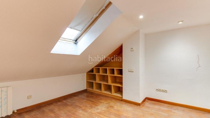 Foto f29f4f16-9b72-47b3-abd9-081ca0de01f5. Casa amb calefacció aparcament piscina a Cabrerizos