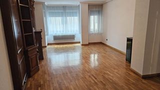 Lloguer Pis  Salamanca - avenida italia. Piso en alquiler sin amueblar al principio de la avenida de ital