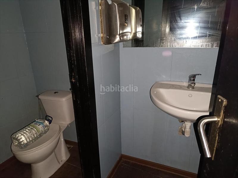 Foto f055e6ca-c3d5-4a85-a20c-3910220b1b21. Rent business premise in de josé maría lacarra de miguel 36 in Zaragoza