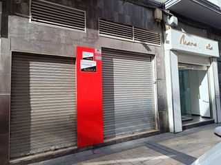 Geschäftsraum in Calle de José María Lacarra de Miguel 36