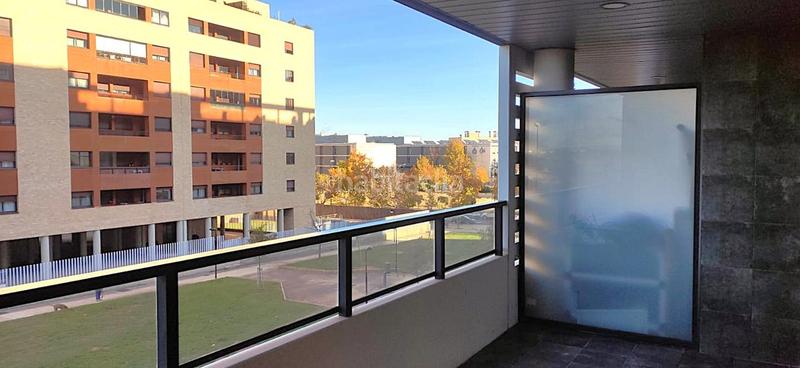 Foto a1618551-e59b-4fc4-bb5f-bf352c779de7. Affitto appartamento in del ibón de plan 24 in Miralbueno Zaragoza