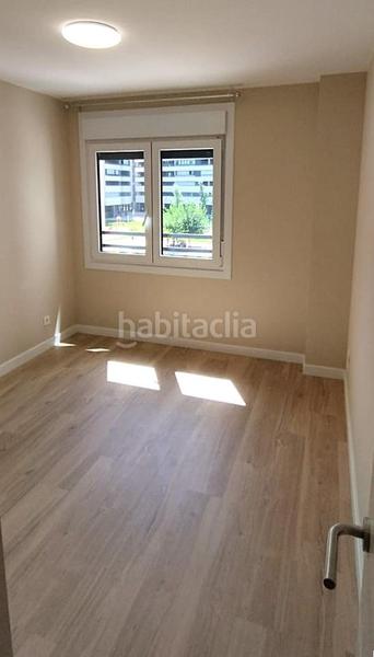 Foto 2c836bce-41ad-460f-a1b2-b5288e2b7b76. Rent flat in del ibón de plan 24 in Miralbueno Zaragoza