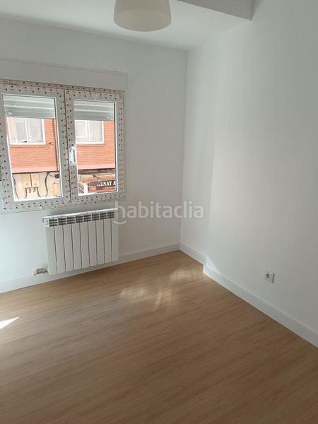 Foto e0ffe1b3-2f3c-4abf-81f7-935a01e81c02. Piso en Las Delicias Zaragoza