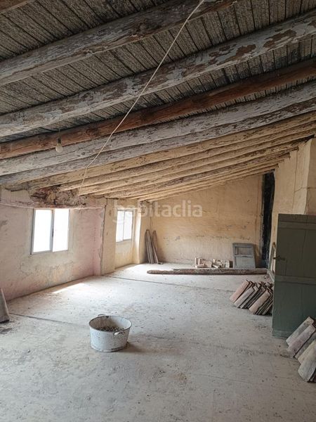 Foto b48aaaeb-3fa9-4df0-9e2b-ca147ba177fc. Casa a Alagón