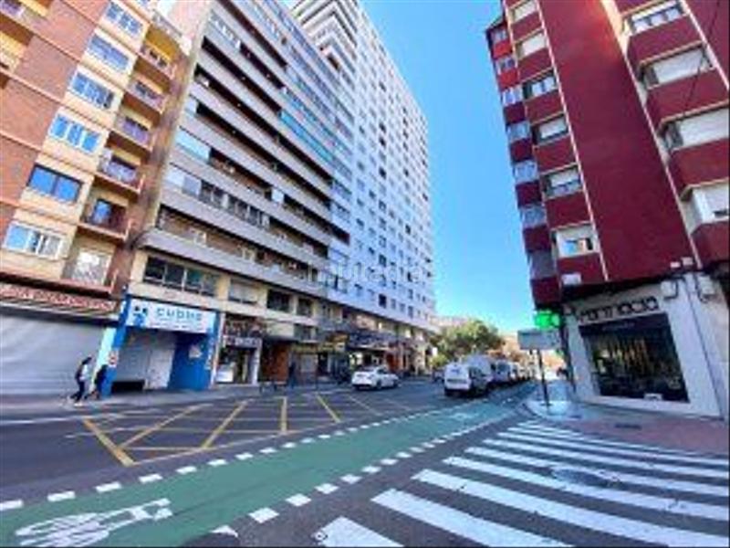 Foto 5e84c9cc-c0c3-45ef-958c-0600741a4c39. Flat with heating in Ciudad Jardín - Parque Roma Zaragoza