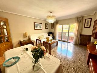 Appartement à Calle poeta león felipe 29. ¡descubre tu nuevo hogar en una ubicación inmejorable!