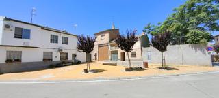 Maison jumelée à Plaza justicia de aragón 5. Lo mejor de dos mundos, villafranca de ebro, en el centro del pu