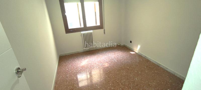 Foto 6019dce2-42c1-422e-b53f-b8da06724874. Piso en calle de teodora lamadrid 1 enlaces, justo detrás del hotel ac los enlaces y mcdonald. calle teodora lamadrid. calefacción individual a gas, con garaje y tras en Zaragoza