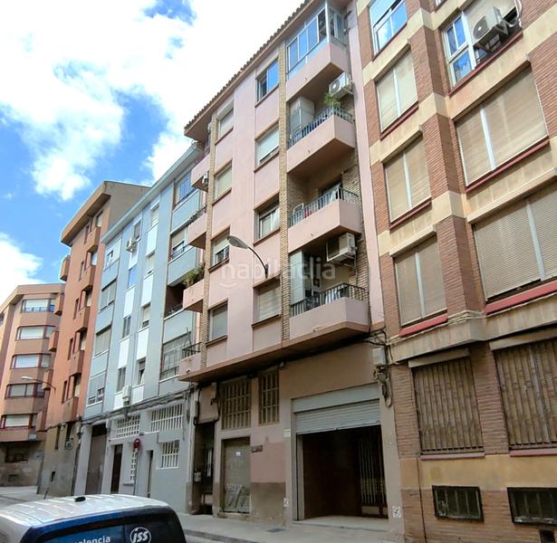Foto 43bb7df6-6a21-4670-a610-94d8cf71b09c. Alquiler piso en calle de génova 17 junto a paseo cuellar y lapuyade. vivienda amueblada de dos dormitorios y salón, baño y cocina equipada. exterior a la calle génov en Zaragoza
