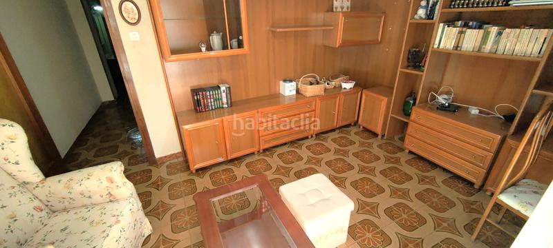 Foto c45a89ab-8523-44f1-9912-16dedd2a78ff. Alquiler piso en calle de génova 17 junto a paseo cuellar y lapuyade. vivienda amueblada de dos dormitorios y salón, baño y cocina equipada. exterior a la calle génov en Zaragoza